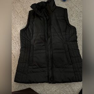 Black puffer vest